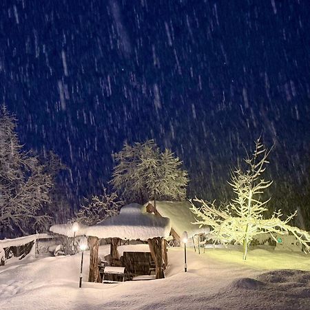 Solomons Gray Villa Tangmarg Buitenkant foto