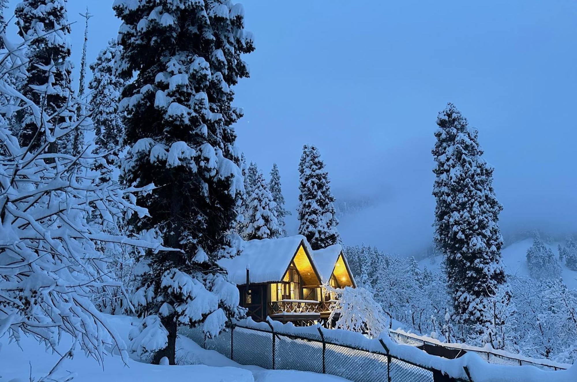 Solomons Gray Villa Tangmarg Buitenkant foto